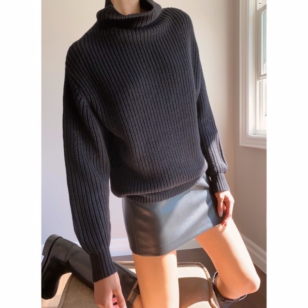 New Aritzia Wilfred Montpellier Turtleneck Oversized Sweater XXS